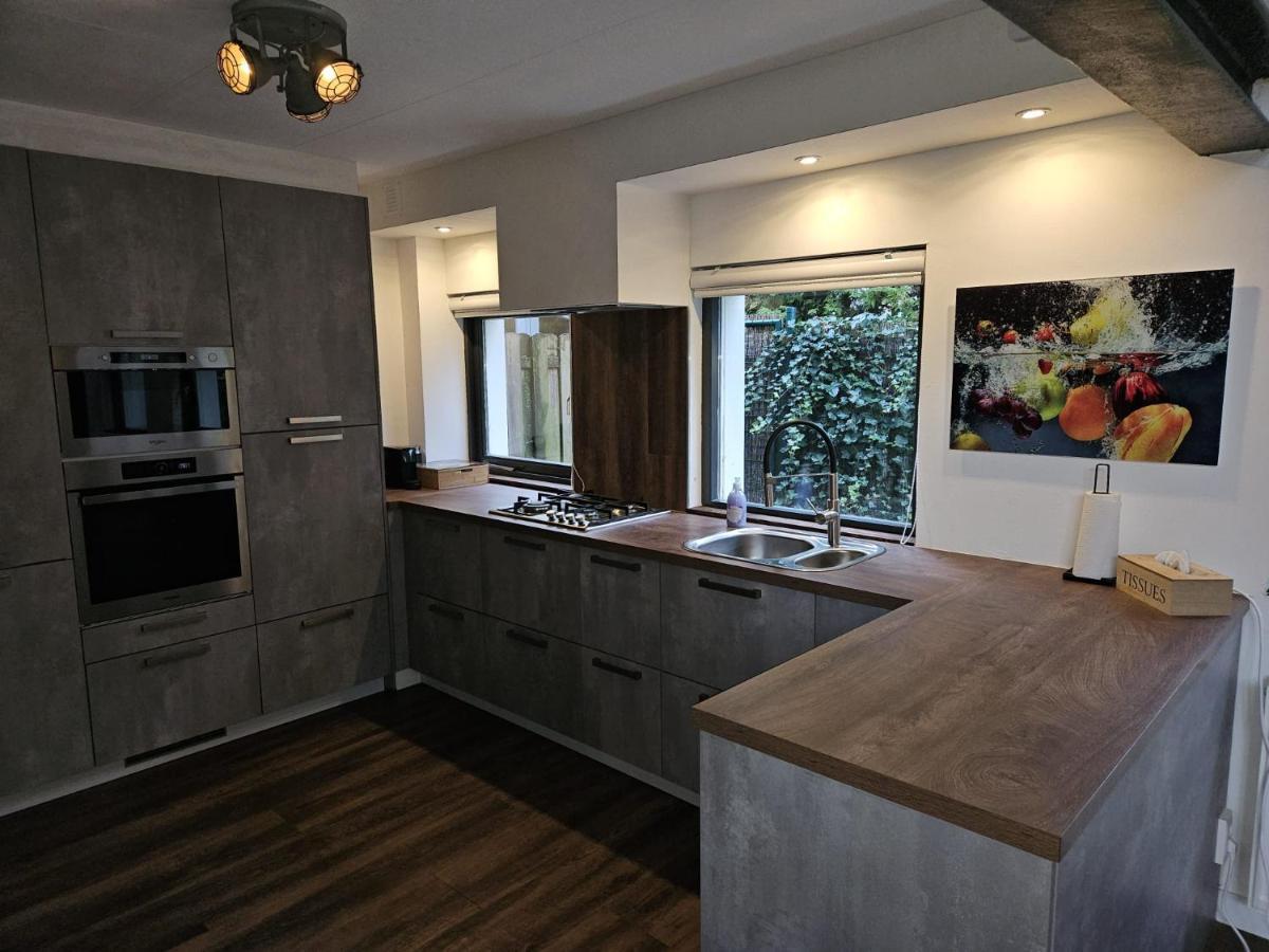 Guesthouse Max Dongen Kültér fotó