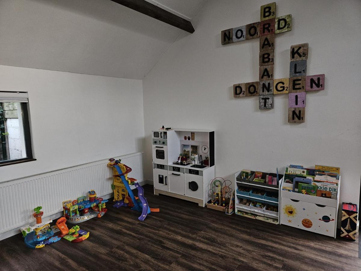 Guesthouse Max Dongen Kültér fotó